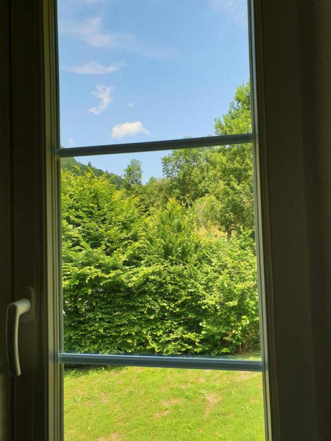 Agreable Chambre D'Hotes, Au Calme, Dans La Nature Roches Bagian luar foto